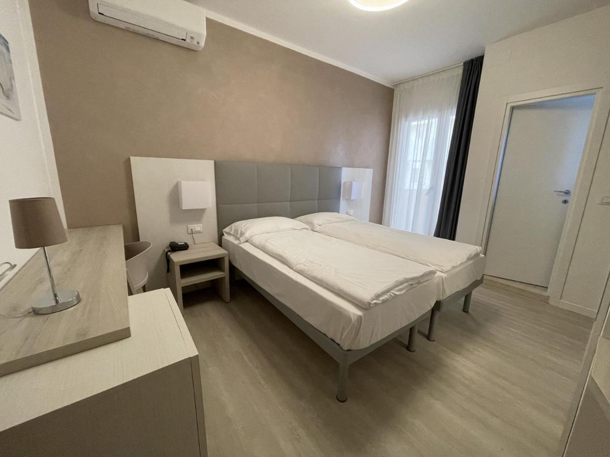 Hotel Garni Losanna 비비오네 외부 사진