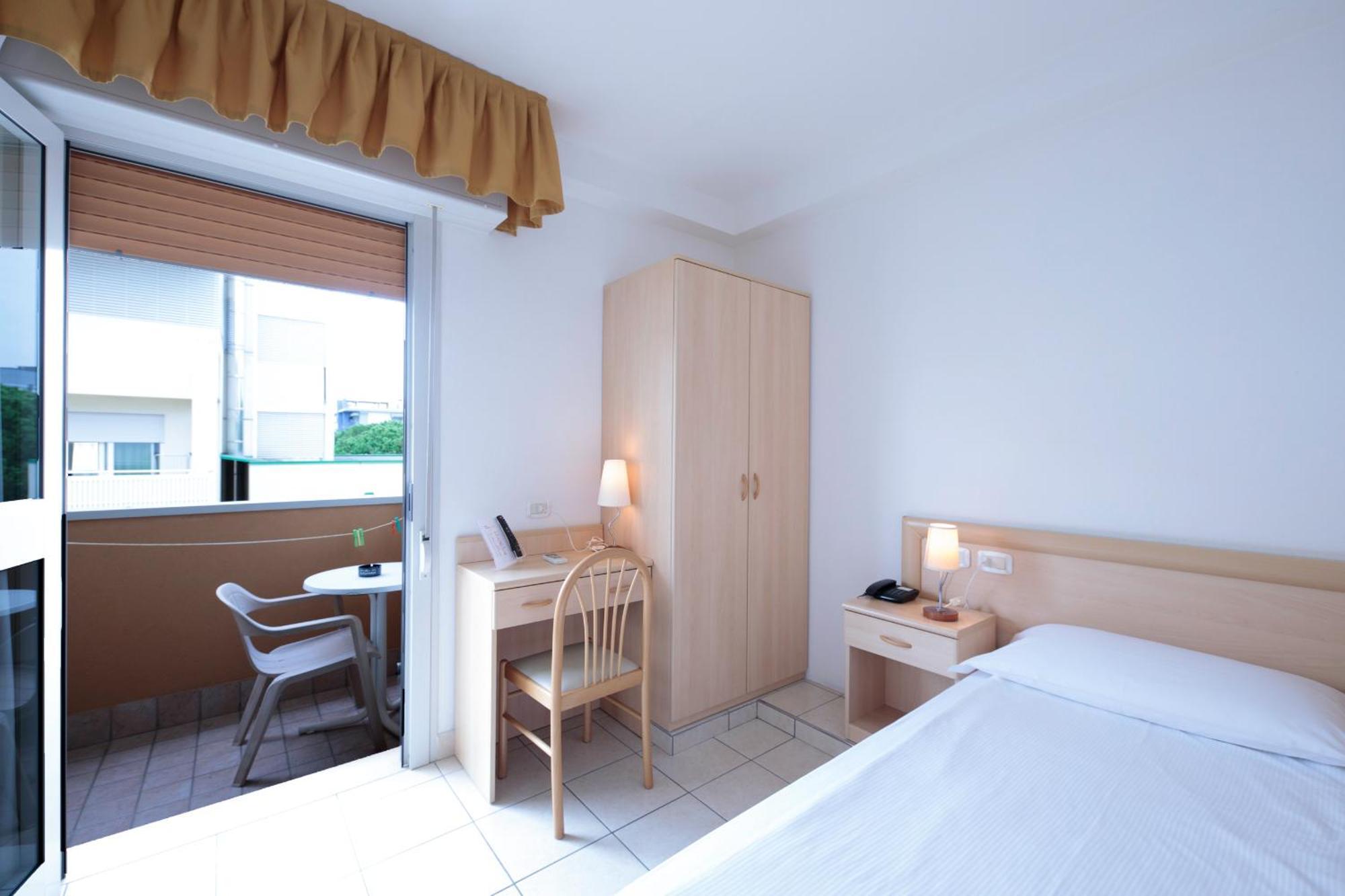 Hotel Garni Losanna 비비오네 외부 사진